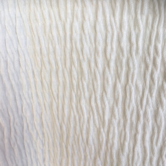 White Stag Woman Stretch White Top. Size 1X - Picture 7 of 8